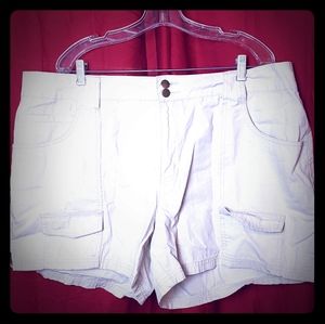Light Khaki Linen Cargo Shorts